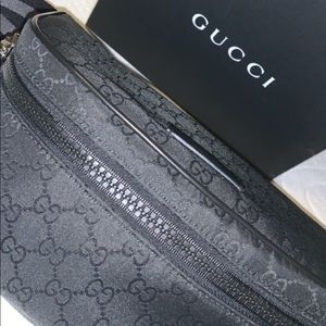 Gucci fanny/shoulder bag